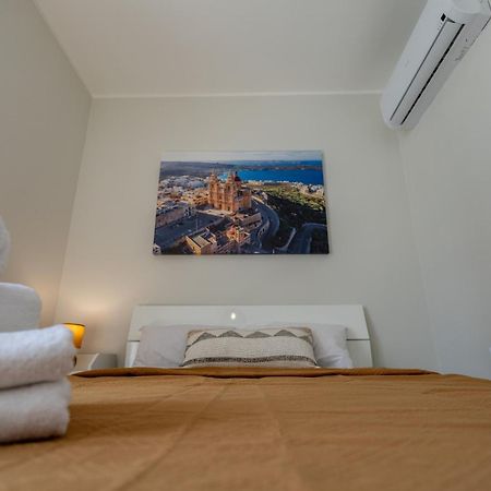 Mellieha Apartment With A View Εξωτερικό φωτογραφία